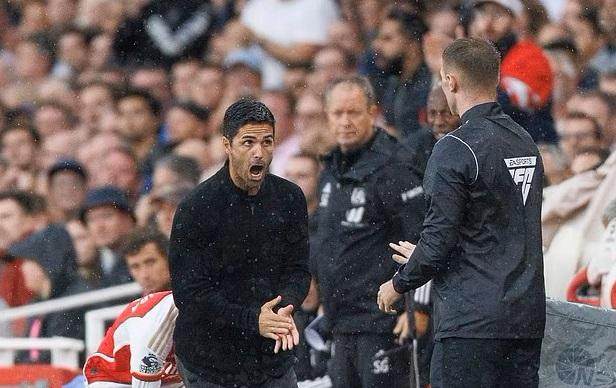 天天盈球-【观察】高价补强没变强 瞎整活的阿森纳什么情况？