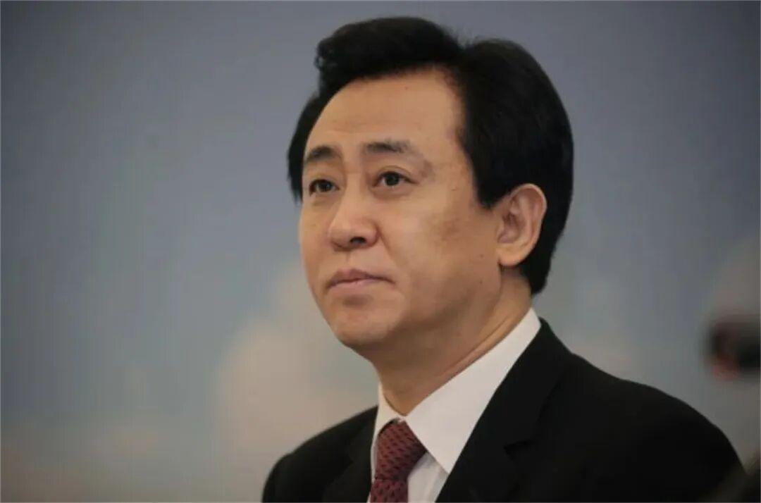 天天盈球即时比分直播-许家印搞球往事